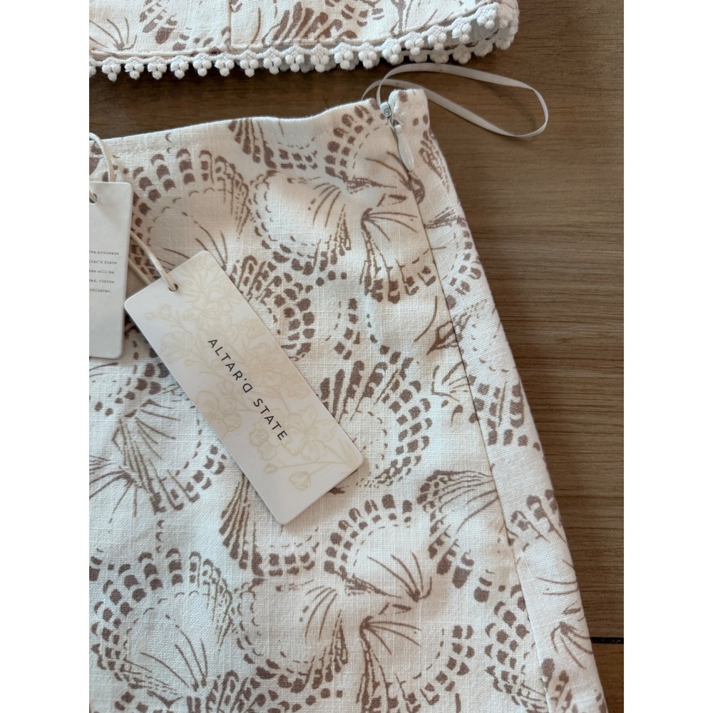 Altar'd State Seashell Print Vest and Mini Skirt Set White Tan NWT XS S - Picture 4 of 8